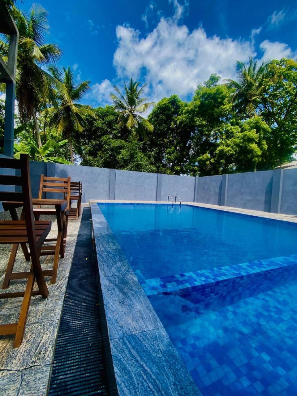 Coffee House Dambulla Hotel Bagian luar foto