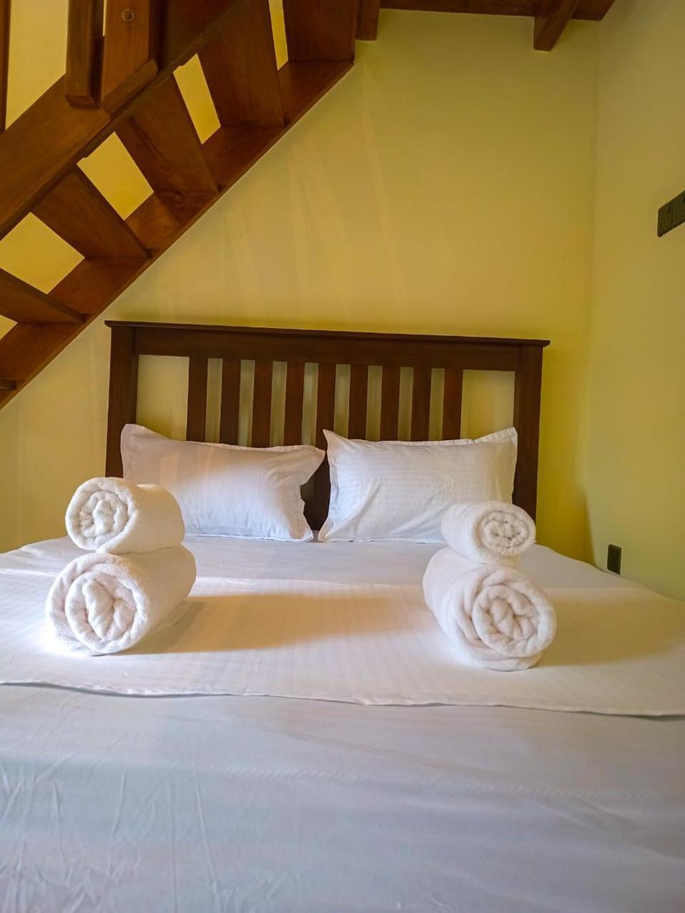 Coffee House Dambulla Hotel Bagian luar foto